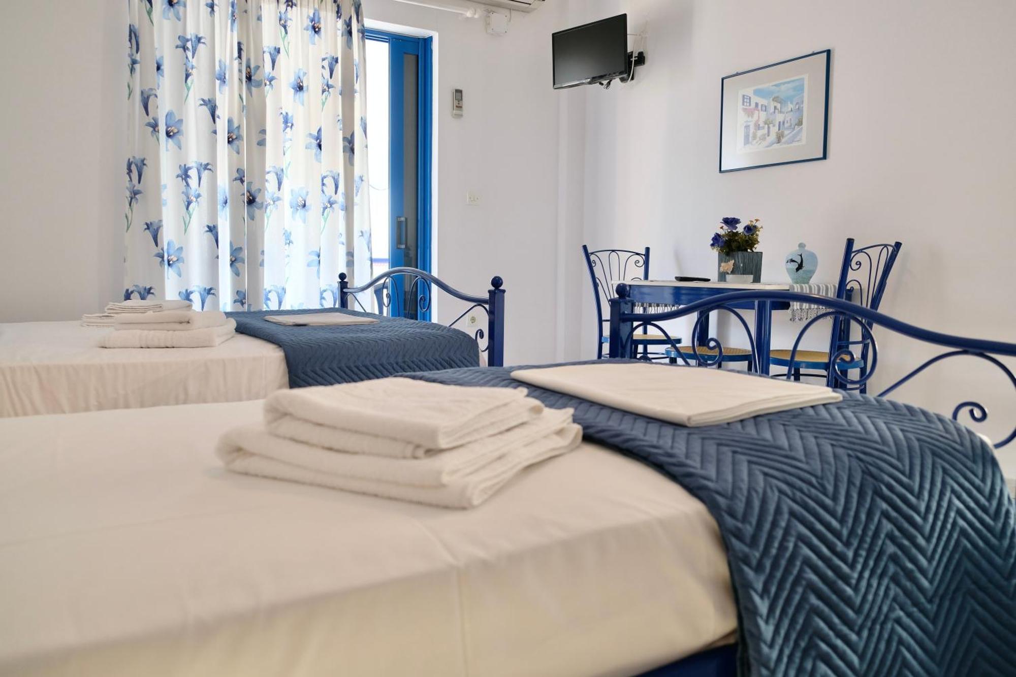 Leventis Apartments Roviész Kültér fotó