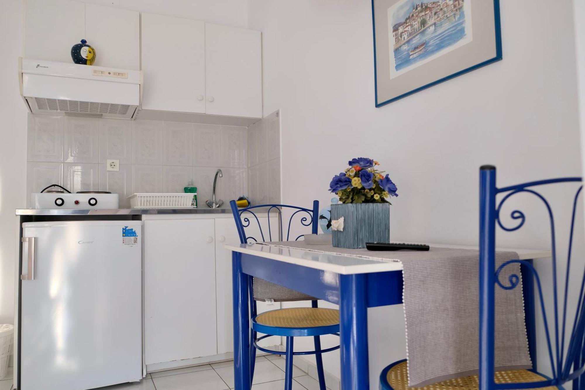 Leventis Apartments Roviész Kültér fotó