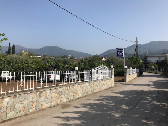 Leventis Apartments Roviész Kültér fotó