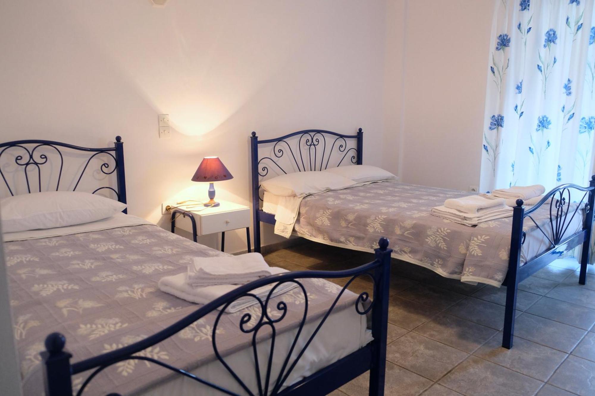 Leventis Apartments Roviész Kültér fotó