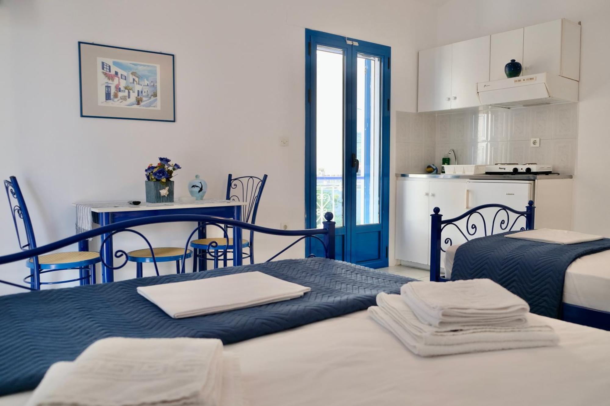 Leventis Apartments Roviész Kültér fotó